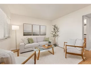Photo #3: 2115002 Listing