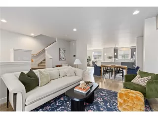 Photo #2: 2120967 Listing