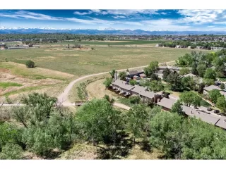 Photo #3: 2141204 Listing