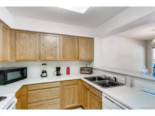 Photo #6: 2151381 Listing