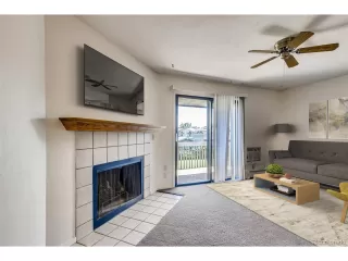 Photo #1: 2165364 Listing