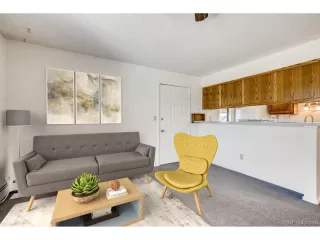 Photo #4: 2165364 Listing