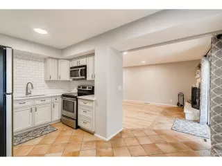 Photo #4: 2171892 Listing