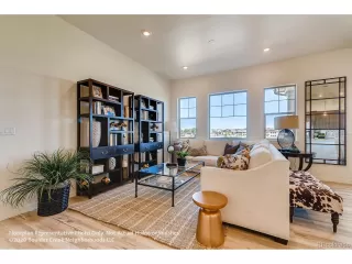 Photo #2: 2178899 Listing
