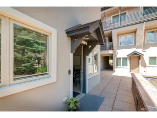 Photo #4: 2206900 Listing 