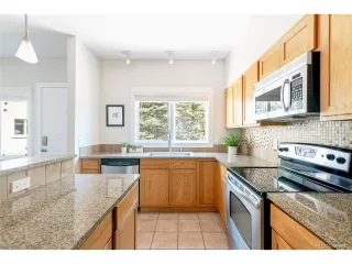 Photo #6: 2206900 Listing 