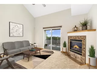 Photo #2: 2208594 Listing