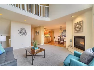 Photo #2: 2212525 Listing