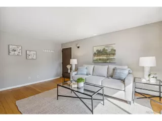 Photo #1: 2216171 Listing