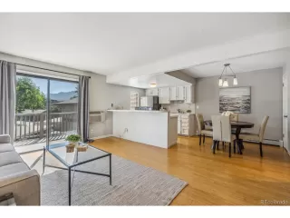 Photo #2: 2216171 Listing