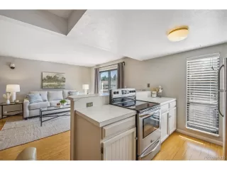 Photo #5: 2216171 Listing