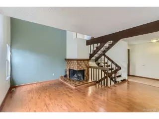 Photo #2: 2227937 Listing