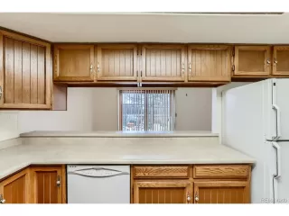 Photo #4: 2227937 Listing