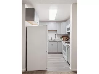 Photo #6: 2233635 Listing