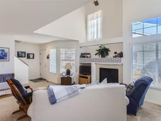 Photo #4: 2237301 Listing