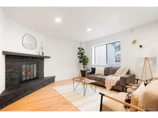 Photo #2: 2238007 Listing 