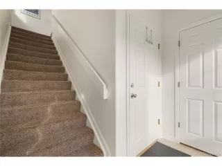 Photo #4: 2239665 Listing