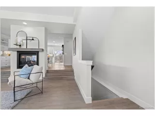 Photo #6: 2241305 Listing