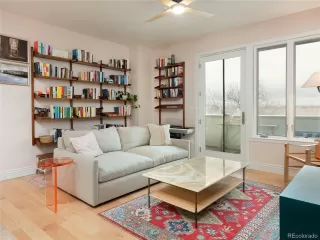 Photo #2: 2245146 Listing