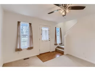 Photo #5: 2247794 Listing