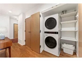 Photo #6: 2250362 Listing