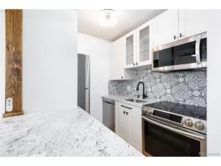 Photo #1: 2256069 Listing