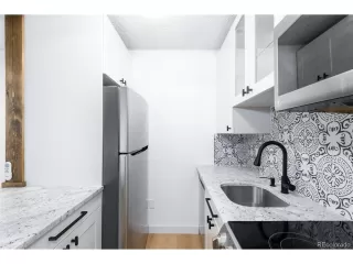 Photo #2: 2256069 Listing