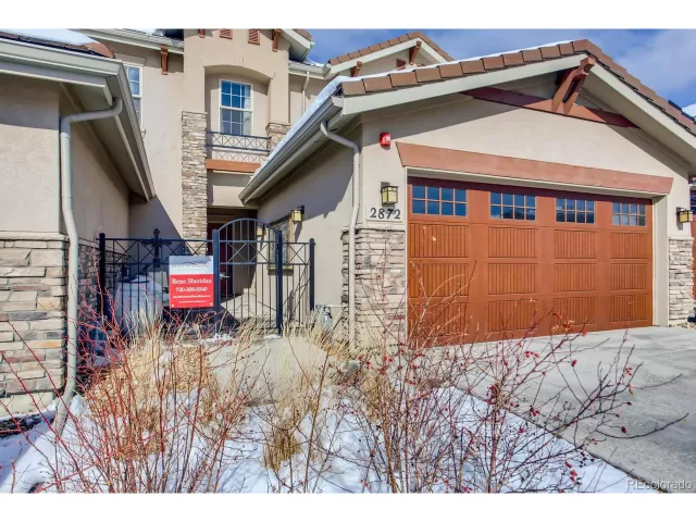 MLS: 2289976 Condo For Sale