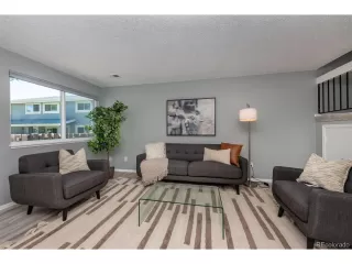 Photo #6: 2290342 Listing 