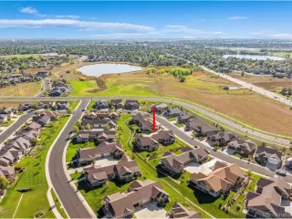 Photo #3: 2291541 Listing