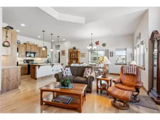 Photo #6: 2291541 Listing