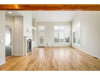 Photo #4: 2303773 Listing