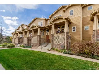 Photo #5: 2304183 Listing