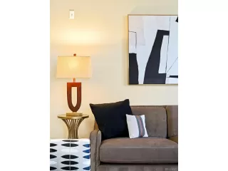 Photo #6: 2320740 Listing