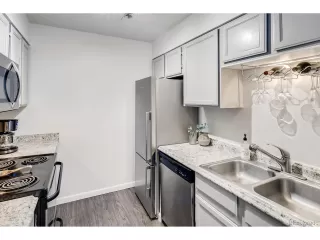 Photo #4: 2322439 Listing