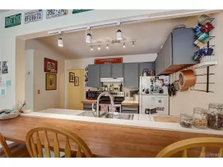 Photo #6: 2324566 Listing