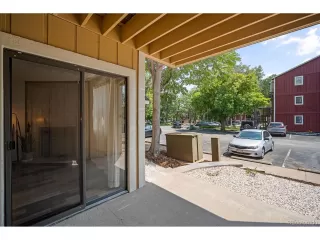 Photo #3: 2328143 Listing