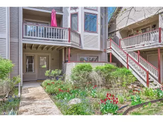 More Details about MLS # 2333238 : 275 PEARL ST 11 BOULDER CO 80302