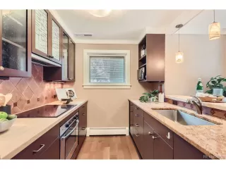 Photo #5: 2333238 Listing 