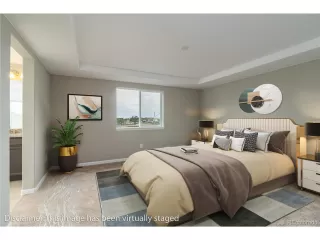 Photo #4: 2339460 Listing