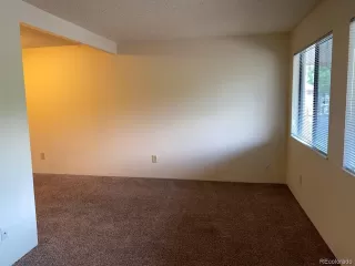 Photo #4: 2344215 Listing