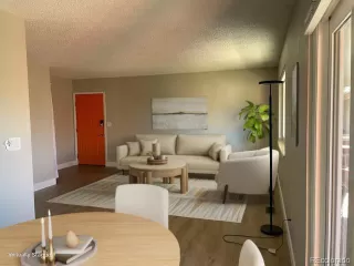 Photo #1: 2348398 Listing