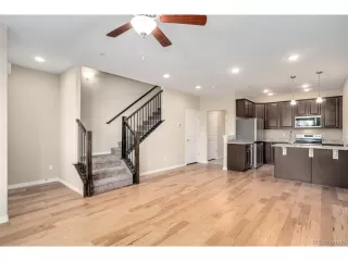 Photo #1: 2355473 Listing