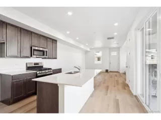 Photo #6: 2358262 Listing