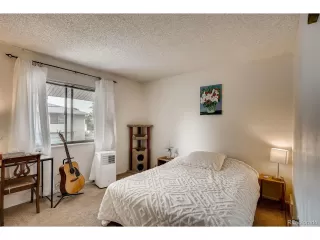 Photo #5: 2369987 Listing