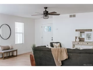 Photo #3: 2373501 Listing