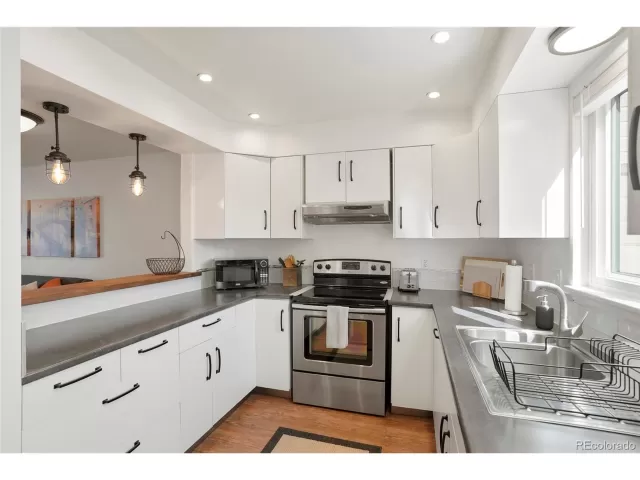 MLS: 2387457 Condo For Sale