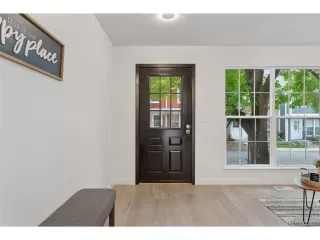 Photo #3: 2387546 Listing 