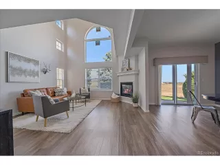 Photo #2: 2396408 Listing