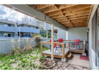 Photo #4: 2398264 Listing 